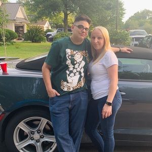 Meet your Posher, Mia